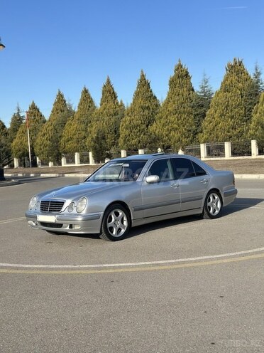 Mercedes E 280 2000, 380,000 km - 2.8 l - Ağdaş