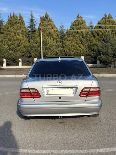 Mercedes E 280 2000, 380,000 km - 2.8 l - Ağdaş
