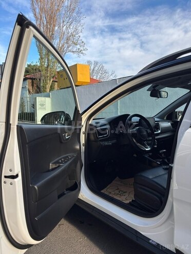 Kia Stonic 2023, 43,100 km - 1.4 l - Bakı