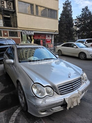 Mercedes C 200 2006, 380,000 km - 2.0 л - Bakı