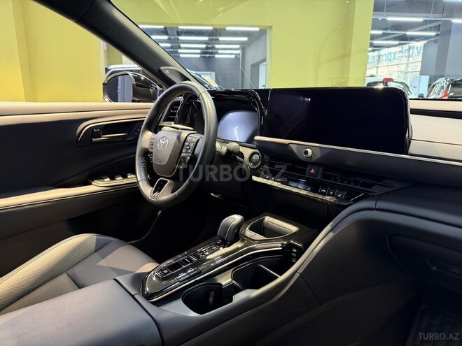 Toyota Crown-13