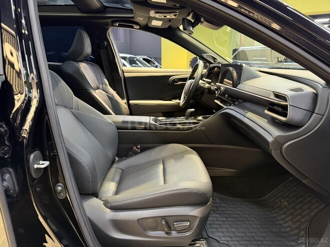 Toyota Crown-14