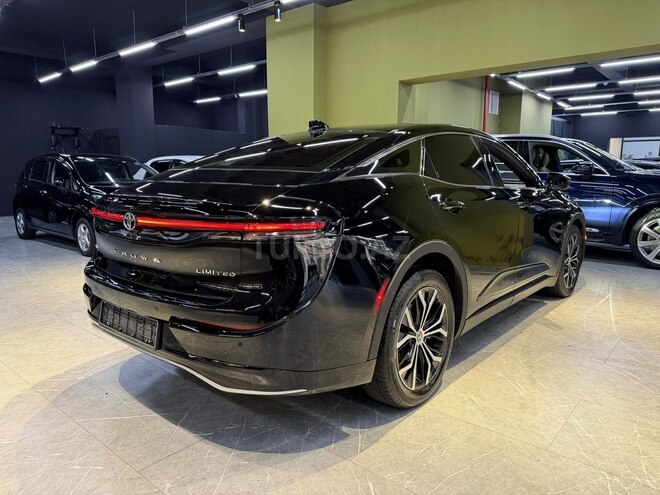 Toyota Crown-9