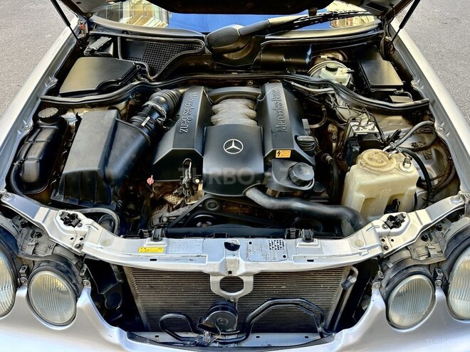 Mercedes E 240 2000, 253,211 km - 2.4 l - Bakı