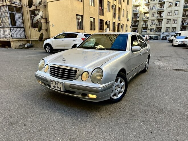 Mercedes E 240 2000, 253,211 km - 2.4 l - Bakı