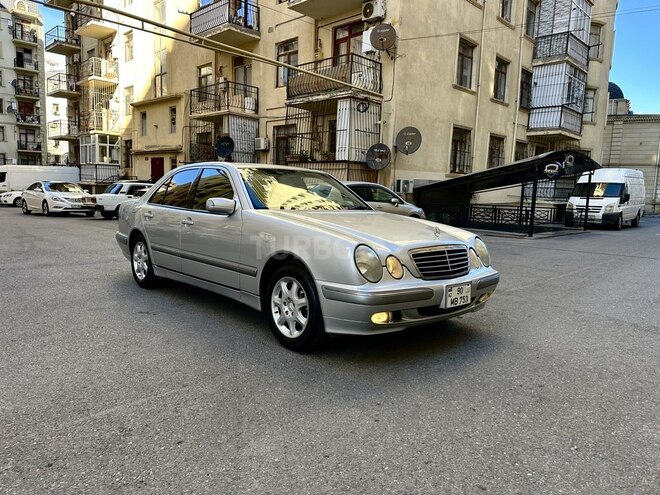 Mercedes E 240 2000, 253,211 km - 2.4 l - Bakı
