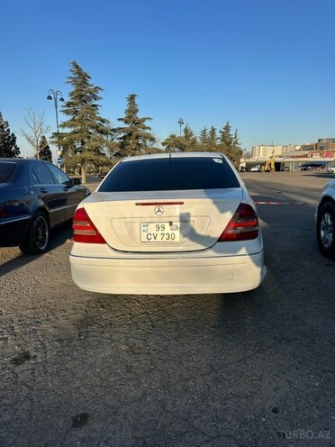 Mercedes C 240 2002, 236,000 km - 2.6 l - Gəncə