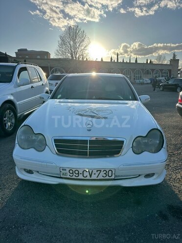Mercedes C 240 2002, 236,000 km - 2.6 l - Gəncə