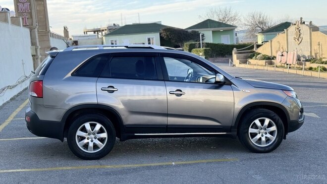 Kia Sorento 2011, 271,000 km - 2.0 l - Bakı