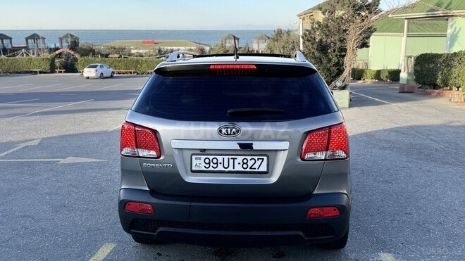 Kia Sorento 2011, 271,000 km - 2.0 l - Bakı