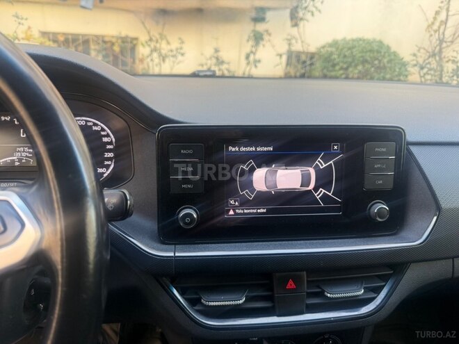 Volkswagen Polo 2021, 138,000 km - 1.6 л - Bakı