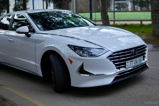 Hyundai Sonata-6