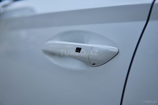 Hyundai Sonata-18