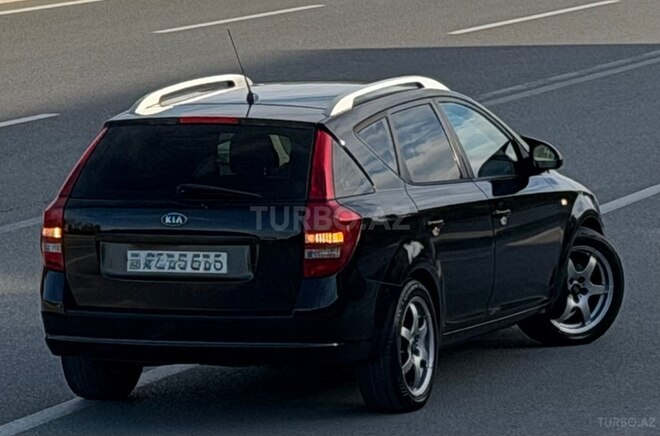 Kia  2008, 241,000 km - 1.6 l - Bakı