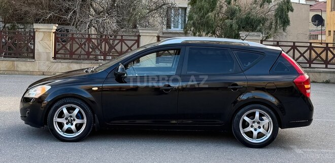 Kia  2008, 241,000 km - 1.6 l - Bakı