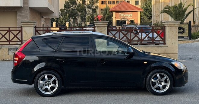 Kia  2008, 241,000 km - 1.6 l - Bakı