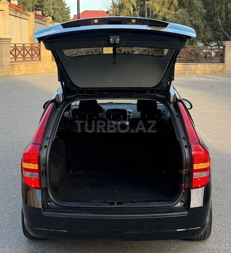 Kia  2008, 241,000 km - 1.6 l - Bakı