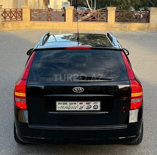 Kia  2008, 241,000 km - 1.6 l - Bakı