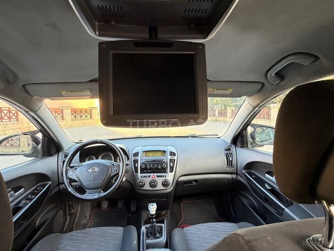 Kia  2008, 241,000 km - 1.6 l - Bakı