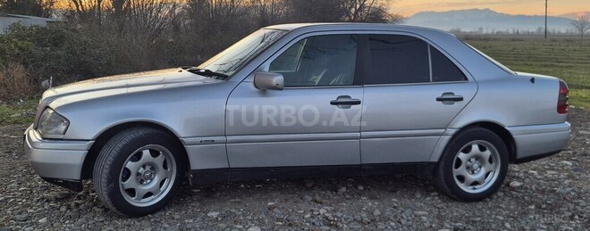 Mercedes C 200 1995, 456,000 km - 2.0 l - Ağcabədi