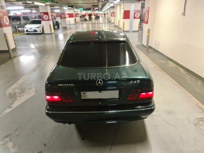 Mercedes E 240 1999, 392,000 km - 2.4 l - Bakı