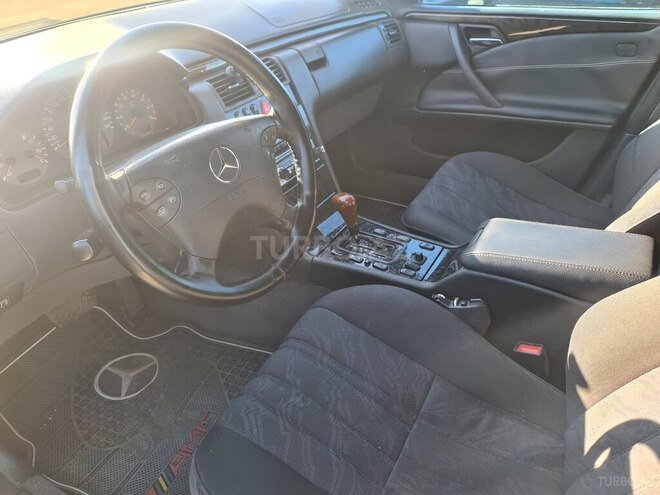 Mercedes E 240 1999, 392,000 km - 2.4 l - Bakı