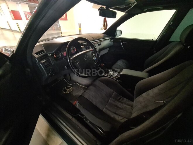 Mercedes E 240 1999, 392,000 km - 2.4 l - Bakı