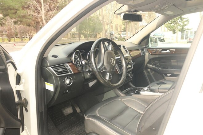 Mercedes ML 350 4MATIC 2012, 176,500 km - 3.5 l - Bakı