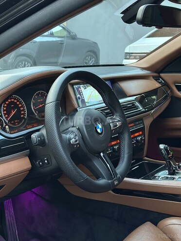 BMW 750 2010, 183,000 km - 4.4 l - Bakı