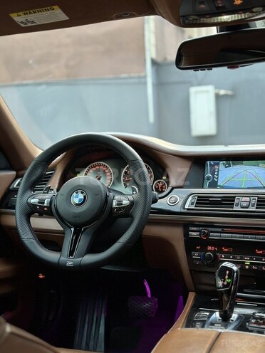 BMW 750 2010, 183,000 km - 4.4 l - Bakı