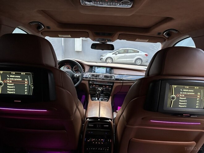 BMW 750 2010, 183,000 km - 4.4 l - Bakı