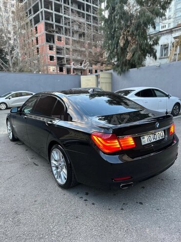 BMW 750 2010, 183,000 km - 4.4 l - Bakı