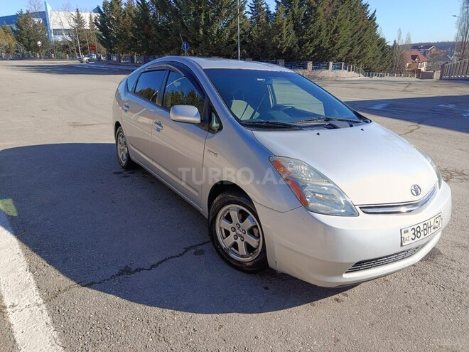 Toyota Prius 2007, 306,580 km - 1.5 l - Qusar