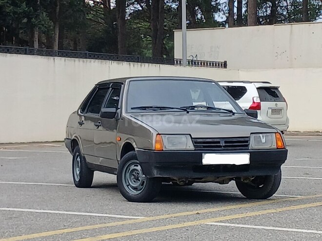 LADA (VAZ) 21099-1
