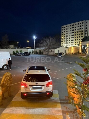Kia Sorento 2011, 165,000 km - 2.0 л - Sumqayıt