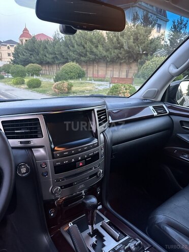 Lexus LX 570 2014, 195,000 km - 5.7 l - Bakı