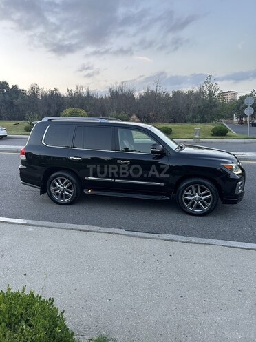 Lexus LX 570 2014, 195,000 km - 5.7 l - Bakı