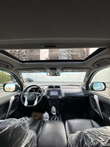 Toyota Land Cruiser Prado 2014, 144,828 km - 2.7 l - Bakı