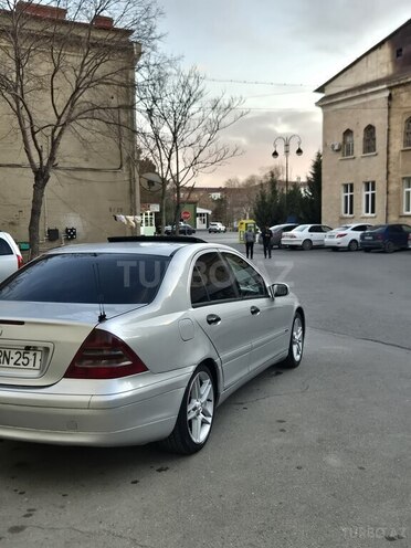 Mercedes C 200 2001, 100,000 km - 2.2 l - Sumqayıt