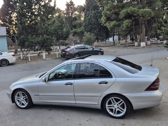 Mercedes C 200 2001, 100,000 km - 2.2 l - Sumqayıt