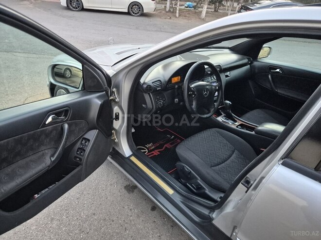 Mercedes C 200 2001, 100,000 km - 2.2 l - Sumqayıt