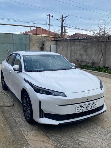 Changan Qiyuan A05 2025, 0 km - 1.5 л - Bakı