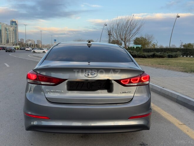 Hyundai Elantra 2017, 173,809 km - 2.0 л - Bakı