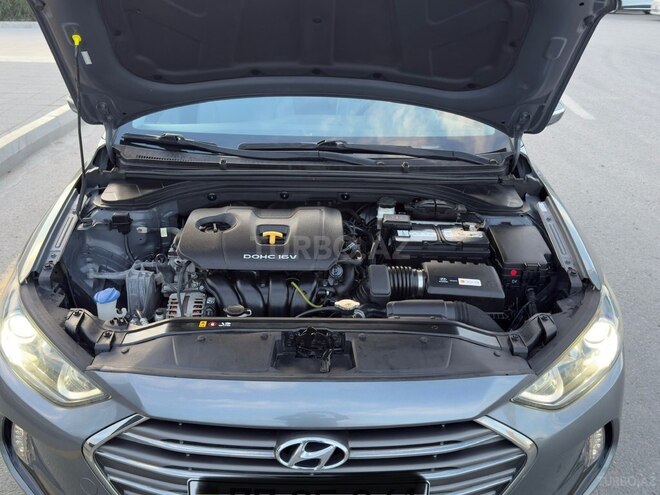 Hyundai Elantra 2017, 173,809 km - 2.0 л - Bakı