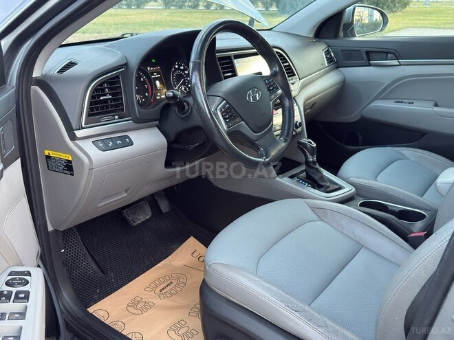 Hyundai Elantra 2017, 173,809 km - 2.0 л - Bakı