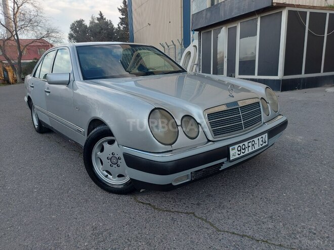 Mercedes E 240 1997, 360,000 km - 2.4 l - Bakı