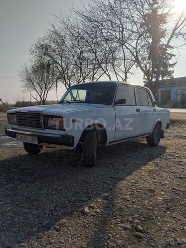 LADA (VAZ) 2107 2005, 85,000 km - 1.6 л - Beyləqan