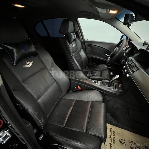 BMW 520-8