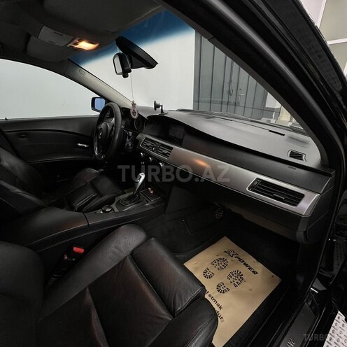 BMW 520-9