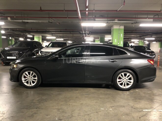 Chevrolet Malibu-5